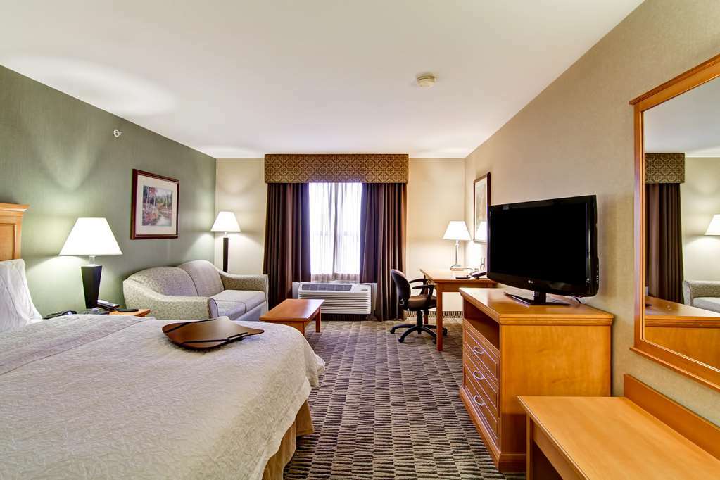 Hampton Inn By Hilton Kamloops Room photo